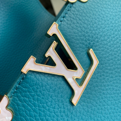 Louis Vuitton Capucines MM