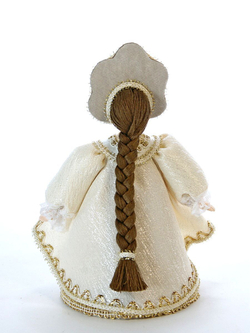 Кукла коллекционная фарфоровая Снегурочка в золотистом наряде