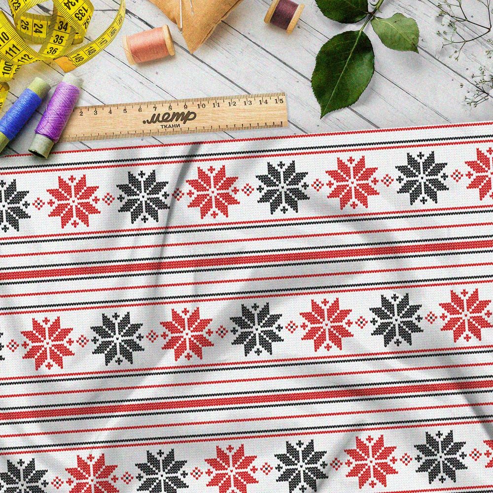 Ткань габардин полосатый узор на славянской рубахе с вышивкой