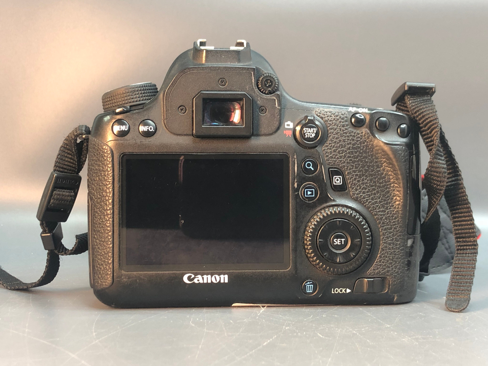Canon 6D Body 56300 кадров. Данный пробег после замены затвора