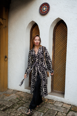 Рубашка "Черно-бежевый принт"