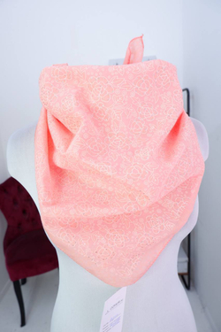 Платок со стразами