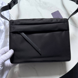 Сумка-мессенджер Prada