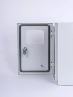 ЩУН-1х6 (300х200х125) IP54. Увеличенный под электрический счетчик и автоматические выключатели до 6 модулей Щит учетно-распределительный навесной ЩРУ 1Н6 IP54