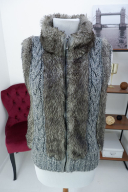 Жилет Opus с шерстью стильный 44-46 размер