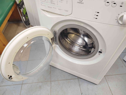 Стиральная машина Indesit WIU 100 3,5 б/у