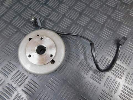 Генератор Kawasaki ZZR 400 98 053007