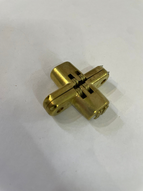 Петля скрытая мебельная латунь