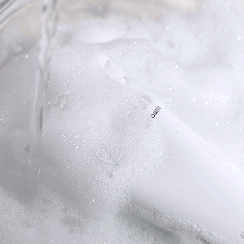 Гипоаллергенная пенка для умывания Torriden DIVE IN Low Molecular Hyaluronic Acid Cleansing Foam 150 мл