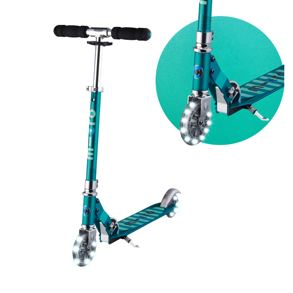 Самокат Micro Sprite бирюзовые полоски LED светящиеся колеса