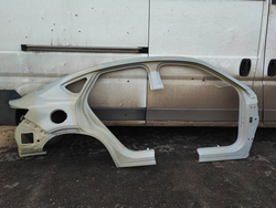 Боковина правая Geely Tugella 19-нв Новая Оригинал 5038074100C15