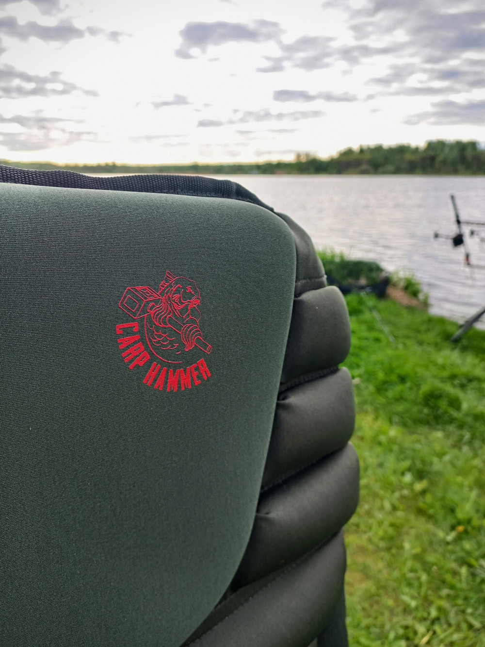 Кресло рыболовное "Carp Hammer Comfort Lite" с подлокотниками и регулируемой спинкой