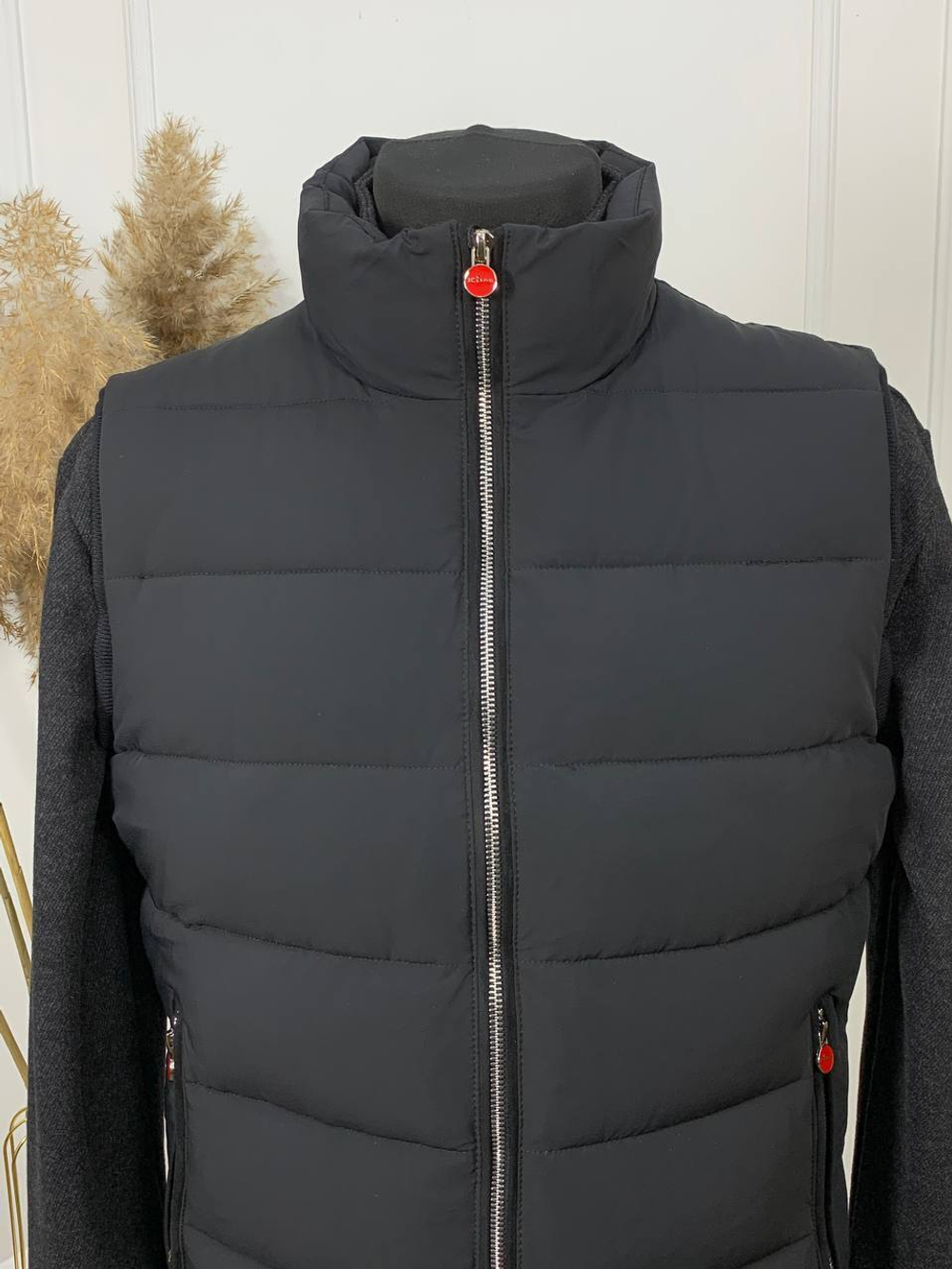 Безрукавка Kiton