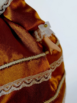 Кукла грелка на чайник Барышня