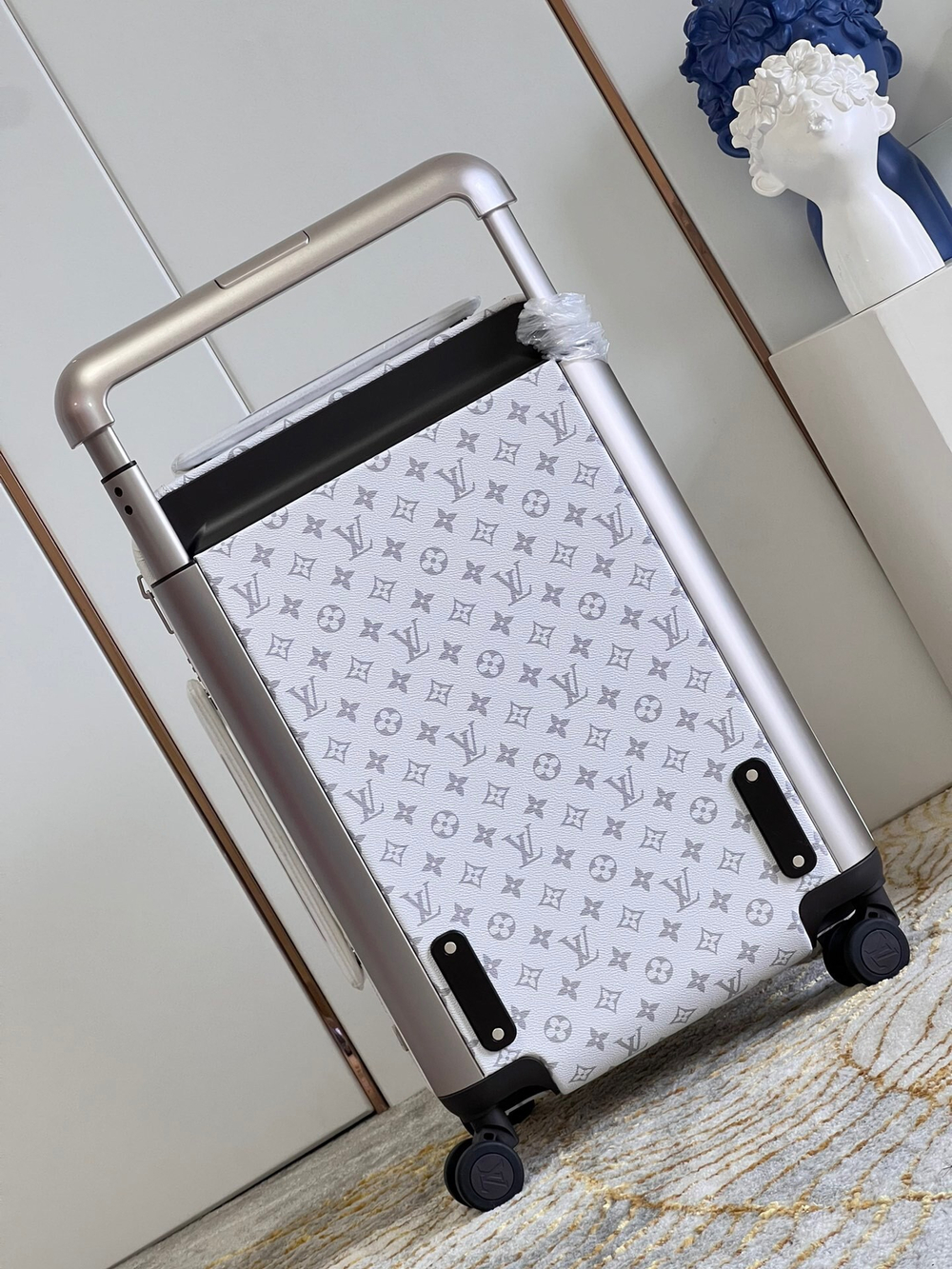 Louis Vuitton Horizon 55 Suitcase