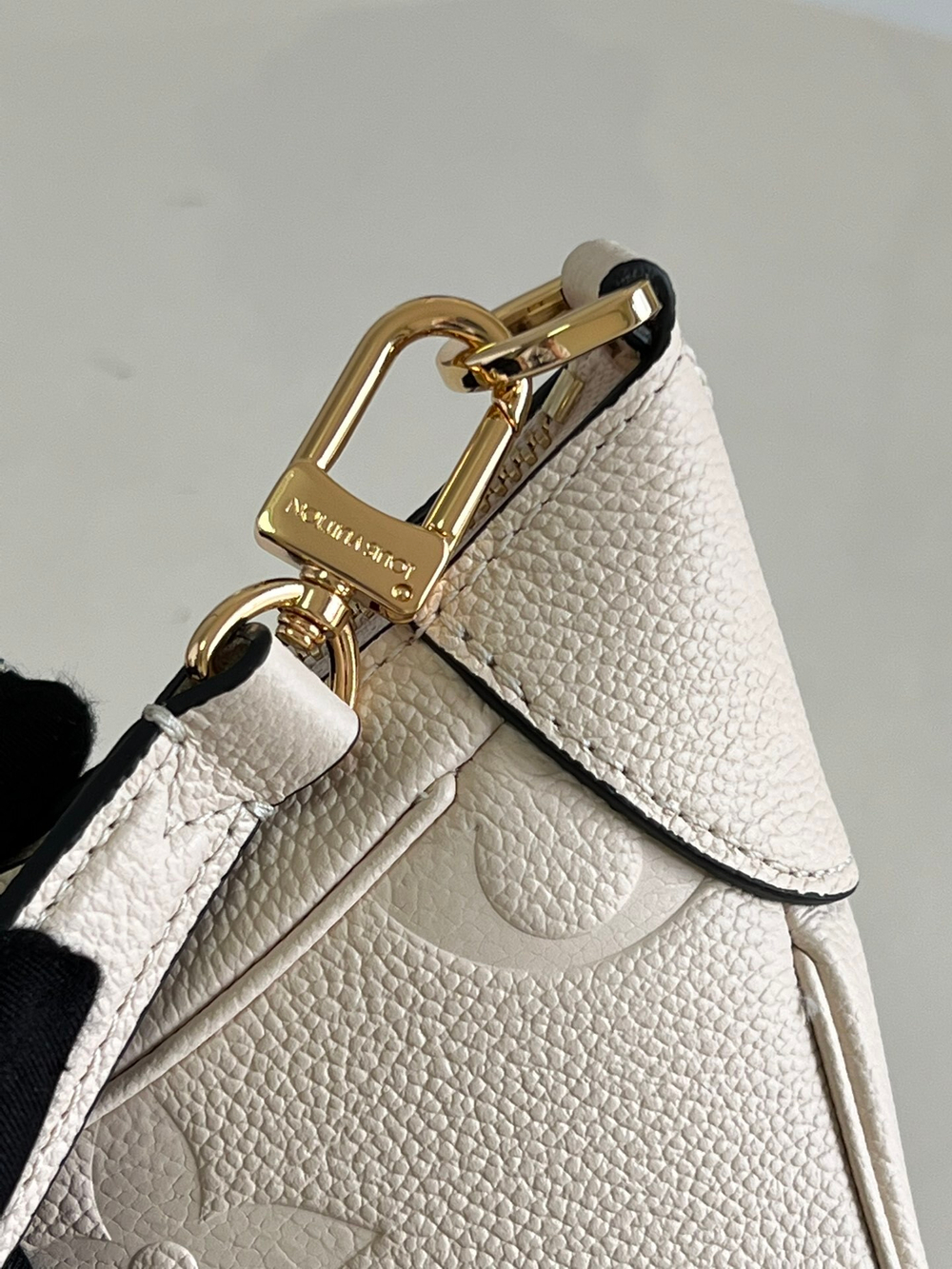 Louis Vuitton Bagatelle BB