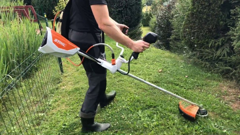 Аккумуляторная мотокоса Stihl  FSA-130