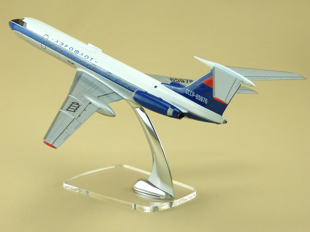 Модель самолета Ту-134А (М1:100, Аэрофлот СССР-65976, Ретро)