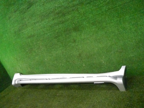 Накладка порога левая Toyota Land Cruiser 200 (2015-2021)