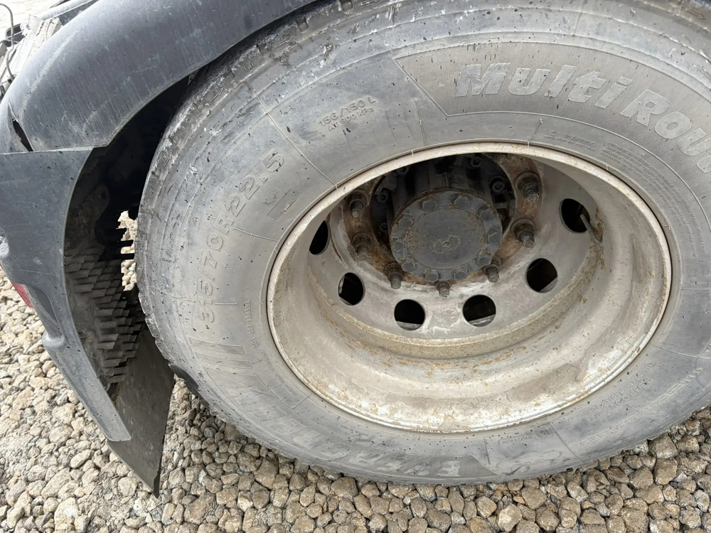 Shacman (Shaanxi) SX* 4x2 Седельный тягач SX4188YY381 (Дизельный, 12,5 л, 473 л.с., МТ)