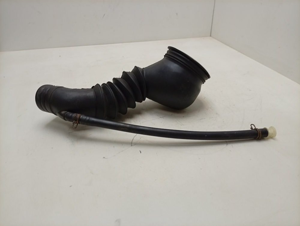 WD54330/02 кт36 Сливной патрубок для стиральной машины Bosch Siemens 118932 б/у