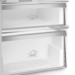Встраиваемый однокамерный холодильник Hotpoint HBDR 18I