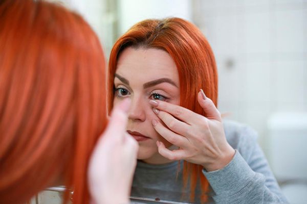 Можно ли носить линзы при косоглазии