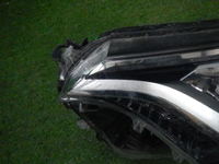 Фара левая Toyota Rav 4 CA40 (2015-2019) LED