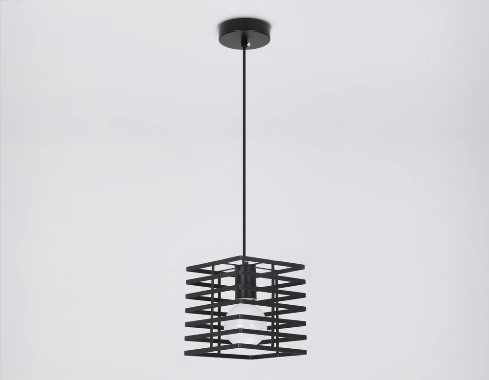 Подвесной светильник Ambrella Light Traditional TR8411