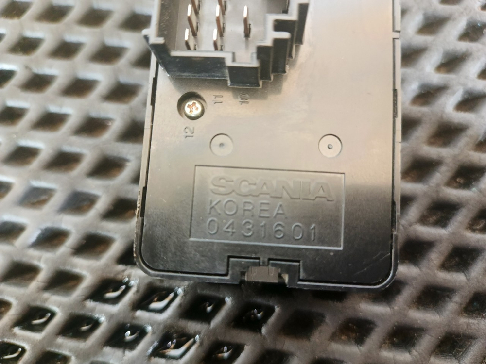 Переключатель света фар