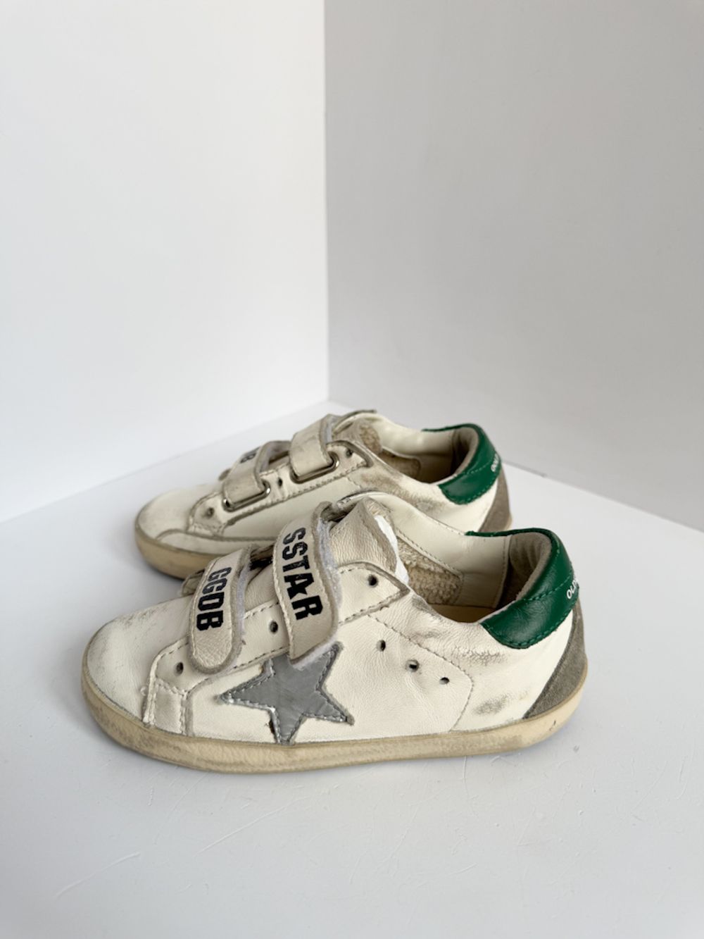 Кожаные кроссовки Golden Goose, 25