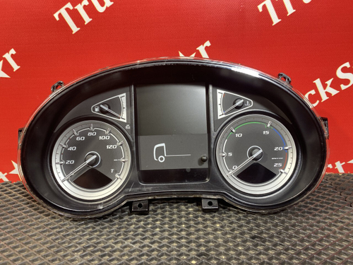 2161588 Панель приборов 2018г