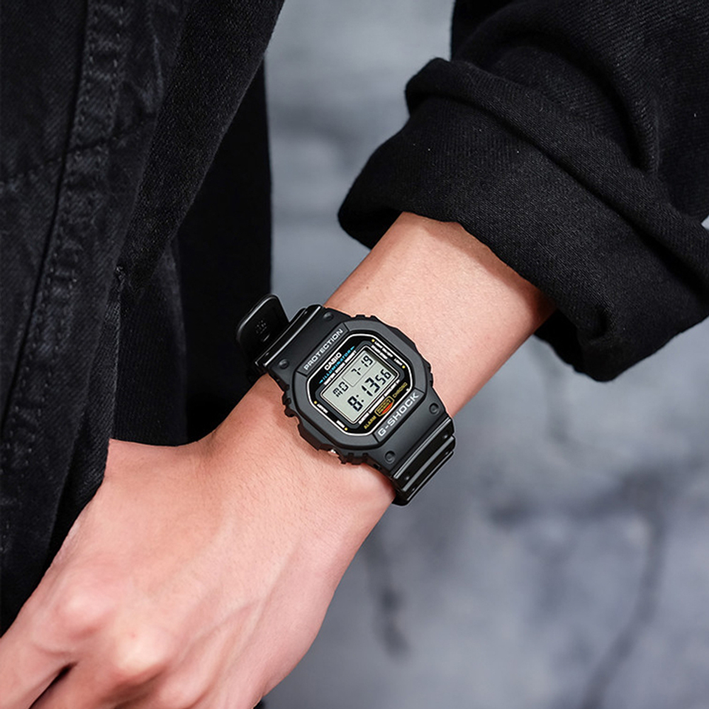 Часы CASIO G-SHOCK5600 D, DW-5600E-1VPF