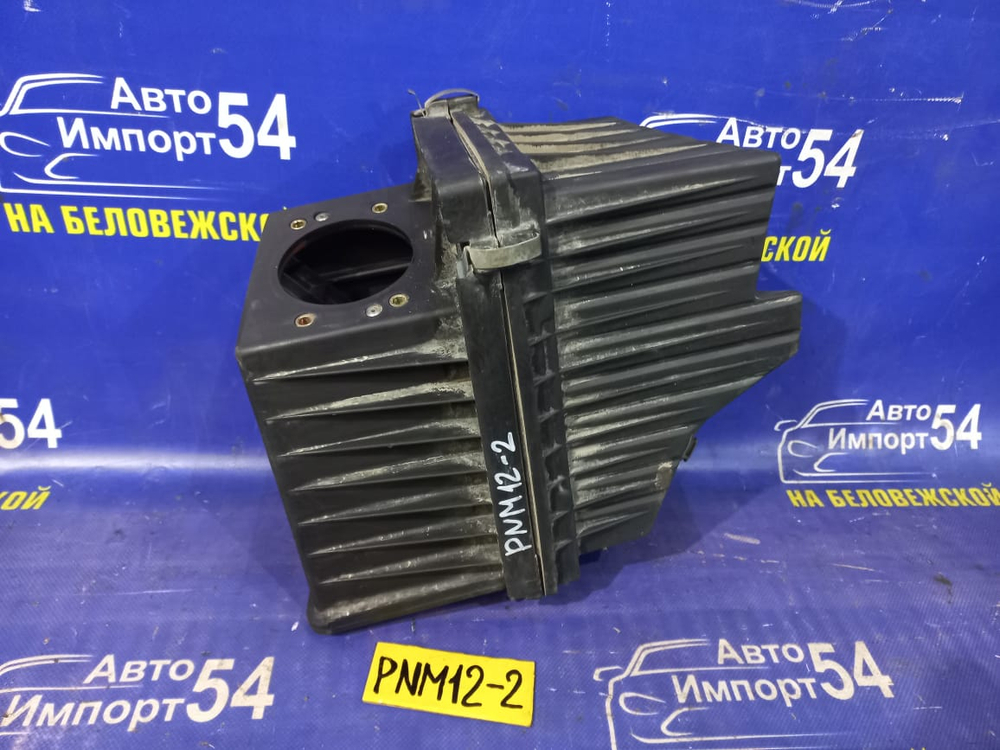 Корпус воздушного фильтра NISSAN LIBERTY 2001