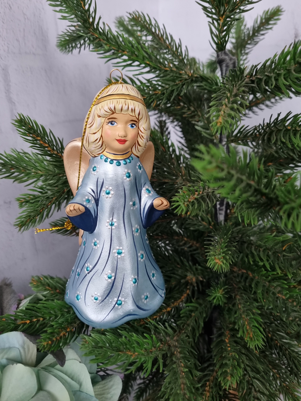 Ангел ёлочная игрушка из фарфора