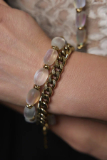 Браслет цепи и опалы, оттенок золото