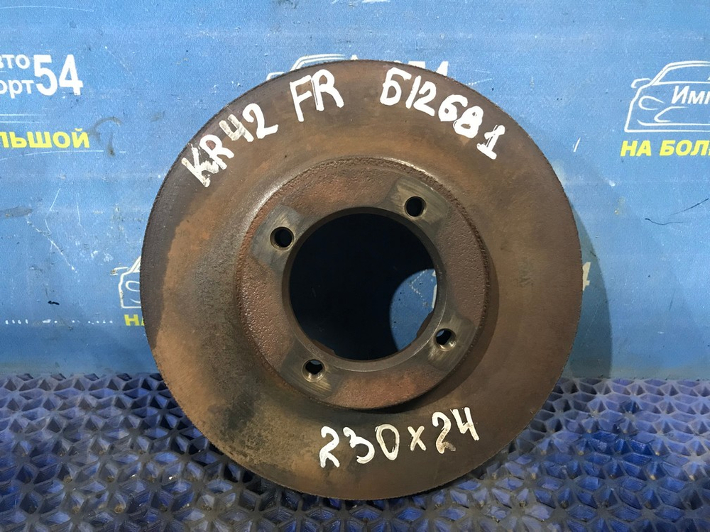 Диск тормозной передний TOYOTA TOWNACE NOAH 1996-2007