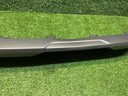 Накладка переднего бампера Geely Monjaro (21-нв)