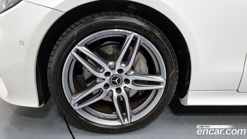 Mercedes-Benz E-Class W213 E220d Cabriolet (11.2019)