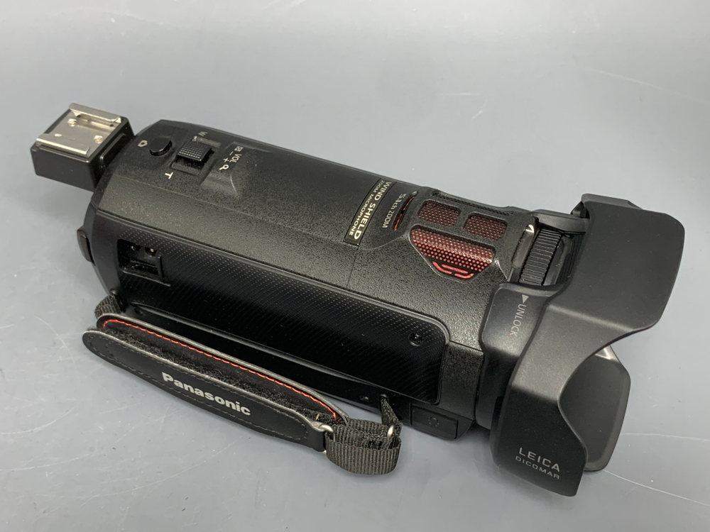 Видеокамера Panasonic Vx980