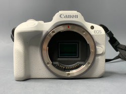 Canon EOS R50 Kit 18-45mm 7150 кадров пробега