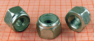 Гайка 10х1.25 с нейлоновым кольцом (РЗИ)  (уп25/50шт)