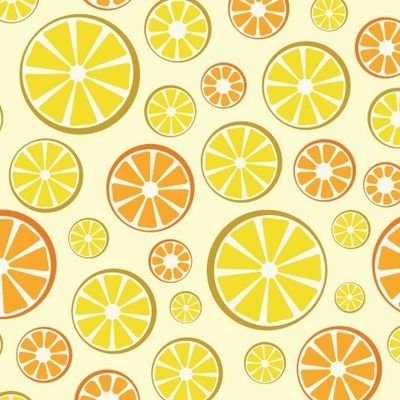 Сочные апельсины на жёлтом фоне