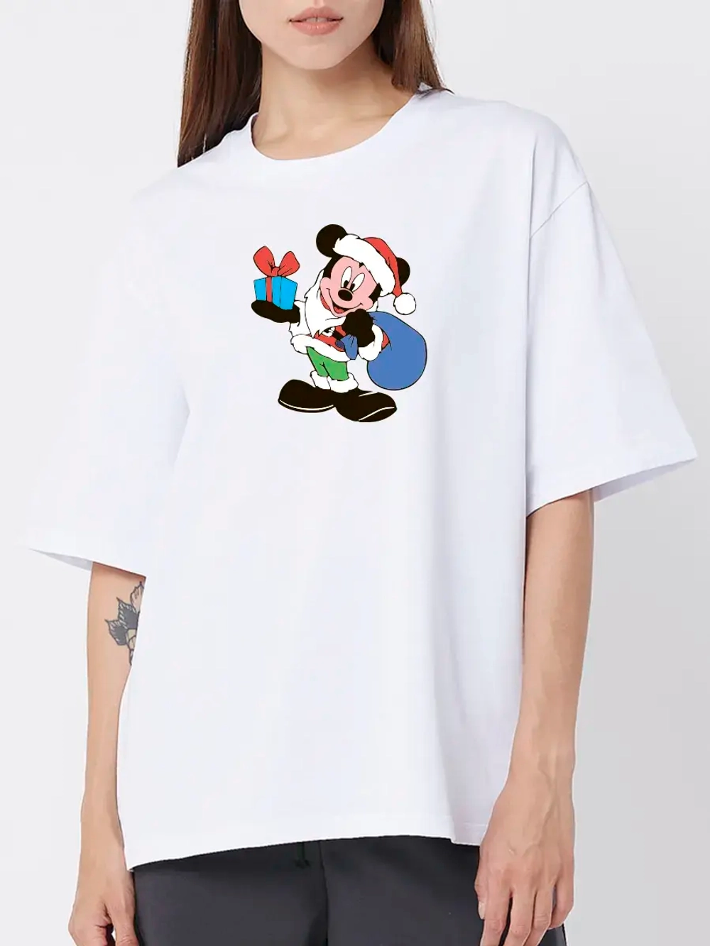 Футболка больших размеров с принтом Микки Маус