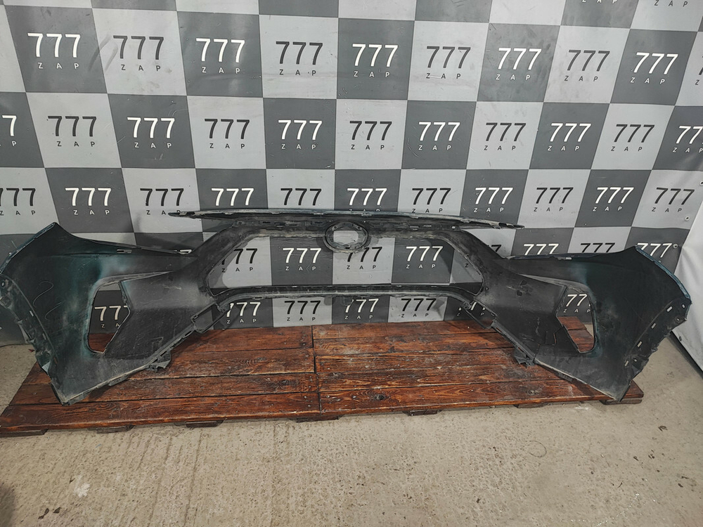 Бампер передний Toyota RAV4 V (XA50) 18-нв Б/У Оригинал 521190R280