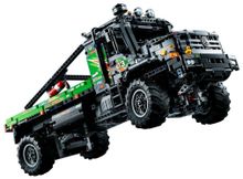 Конструктор LEGO Technic 42129 Полноприводный грузовик-внедорожник Mercedes-Benz Zetros