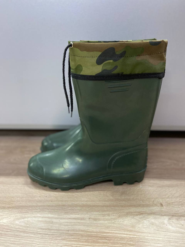 Сапоги резиновые / зелёные