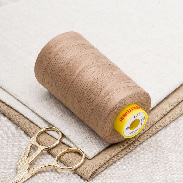 Нитка Gutermann Mara 120 (5000 метров), 1 боб., универсальная | 139 бежево-коричневый