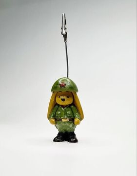 Держатель для фото военный заяц "Наш защитник"