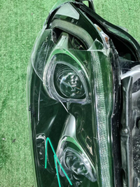 Битая Фара левая Genesis G80 (2016-2020) LED